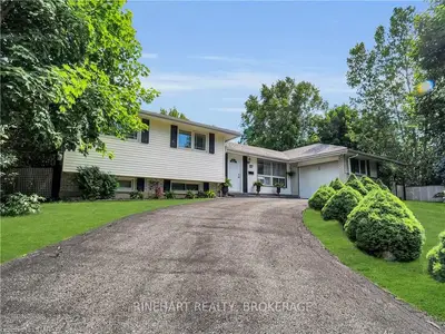 29 WEST AFTON Place, London South, ON N5Z 3Z6