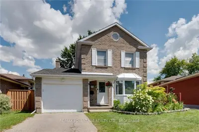 91 ROUNDHILL Court, London South, ON N5Z 4N3