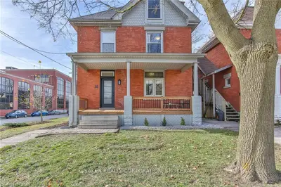 15 YALE Street, London East, ON N6A 3Y2