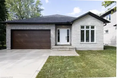 775 VERULAM Street, London South, ON N6C 3A7