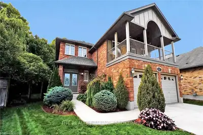 1861 KYLE Court, London North, ON N6G 0A6