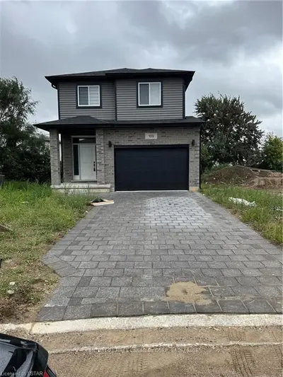 109 Marconi Court, London East, ON N5V 0C9