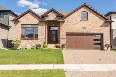3408 FRONTIER Avenue, London South, ON N6P 0G4