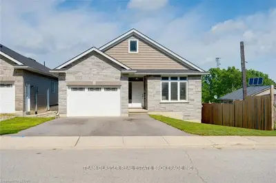 217 Cherry Street, Ingersoll, On N5c 3m2