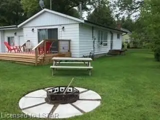 7597 BIDDUPH Street, Lambton Shores, ON N0M 2L0