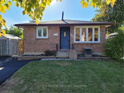 107 HARDING Crescent UPPER, London South, ON N6E 1G2