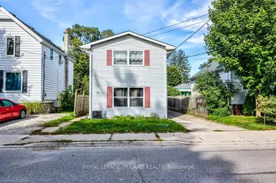 69 BLACKFRIARS Street, London North, ON N6H 1K8