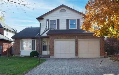 9 CHALFONT Road, London North, ON N6H 4Y1