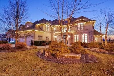 2459 WATERSIDE Close, London North, ON N6G 0M1