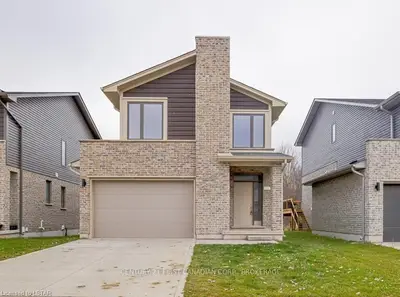 710 Chelton Road, London South, On N6m 0h8