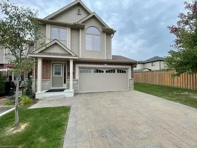 1061 Eagletrace Drive 67, London North, On N6g 0k7