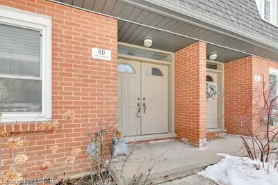 80 Homestead Crescent, London North, On N6g 2e4