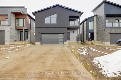 1370 Medway Park, London North, On N6g 0m6
