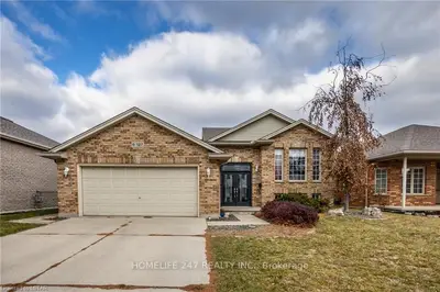 127 BALMORAL Road, Chatham-Kent, ON N7L 4N4