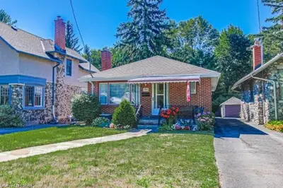 295 Cheapside Street, London East, On N6a 2a3