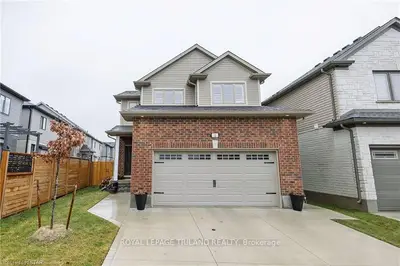 3560 Singleton Avenue 2, London South, On N6l 0c9