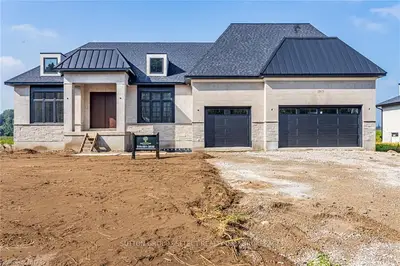 22661 Troops Road, Strathroy-caradoc, On N0l 1w0