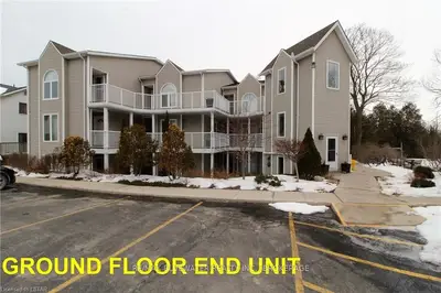 3 RIVER Road 1, Lambton Shores, ON N0M 1T0