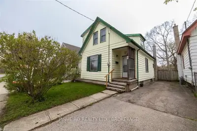 8 Josephine Street, London South, On N5z 3n6