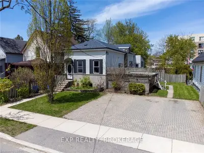1040 King Street, London East, On N5w 2x8