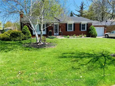 61 Larkspur Crescent, London North, On N6h 3r1