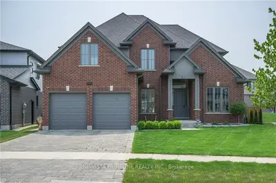 711 Zaifman Circle, London North, On N5x 0j8