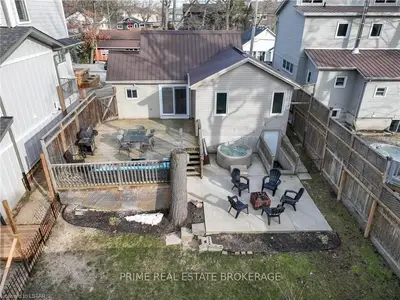 27 WARWICK Avenue, Lambton Shores, ON N0M 1T0