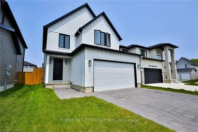 3065 Heardcreek Trail, London North, On N6g 2s7