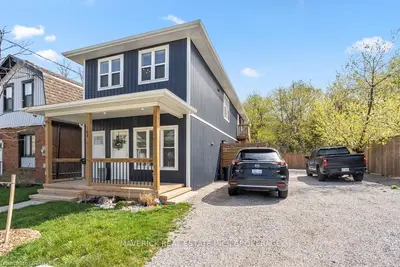 104 Edward Street Lower, London South, On N6c 3h7
