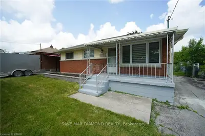 1588 Dixie Street, London East, On N5v 1y9