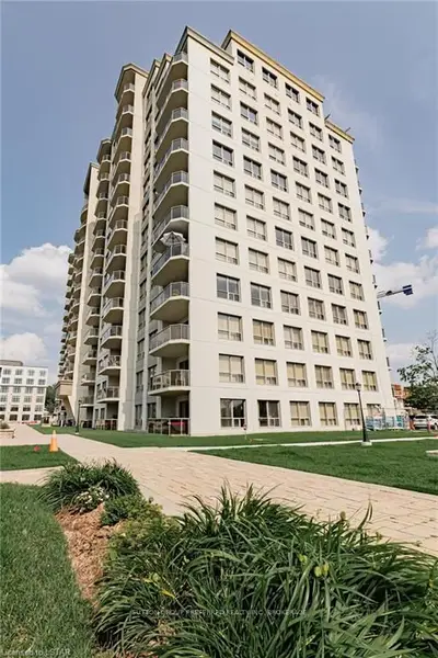 1030 Coronation Drive 504, London North, On N6g 0g5
