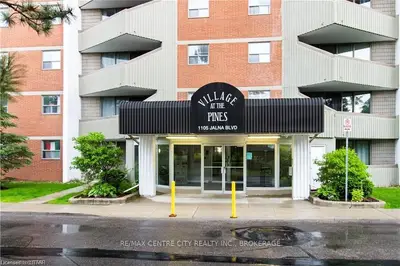 1105 Jalna Boulevard 211, London South, On N6e 2s9