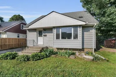 351 Flanders Row, London East, On N5y 1c3