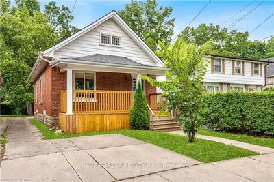 13 Barrington Avenue, London North, On N6h 1j8