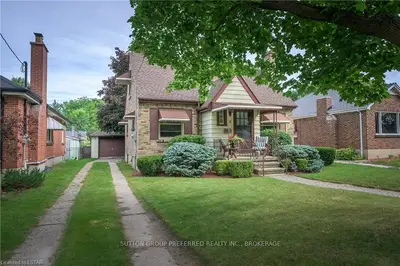 10 Graydon Street, London East, On N5w 2h7
