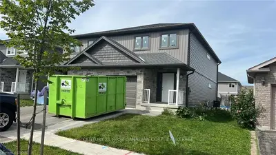 809 Stonegate Drive, Woodstock, On N4v 1h6