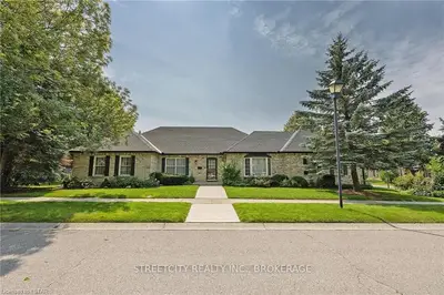 55 Buttermere Road, London North, On N6g 4l1