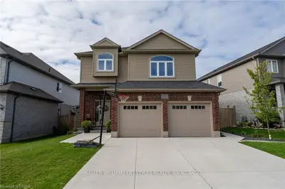 1031 Oakcrossing Road, London North, On N6h 0a8