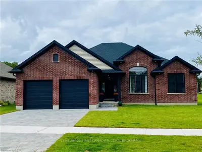 1989 Lockwood Crescent Crescent, Strathroy-caradoc, On N0l 1w0