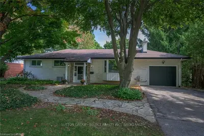 53 Heathcote Avenue, London North, On N6g 1v3