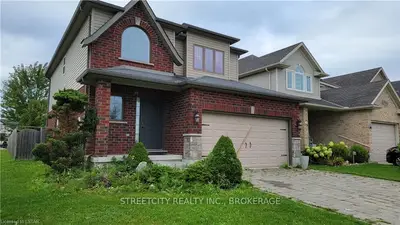 620 Blackacres Boulevard, London North, On N6g 0h9