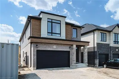 3229 Turner Crescent, London South, On N6m 0b1