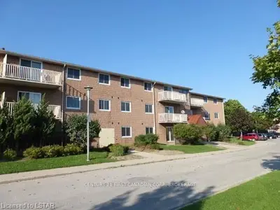 1580 ERNEST Avenue, London South, ON N6E 2T9