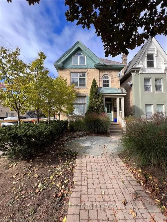 294 WOLFE Street 2, London East, ON N6B 2C5
