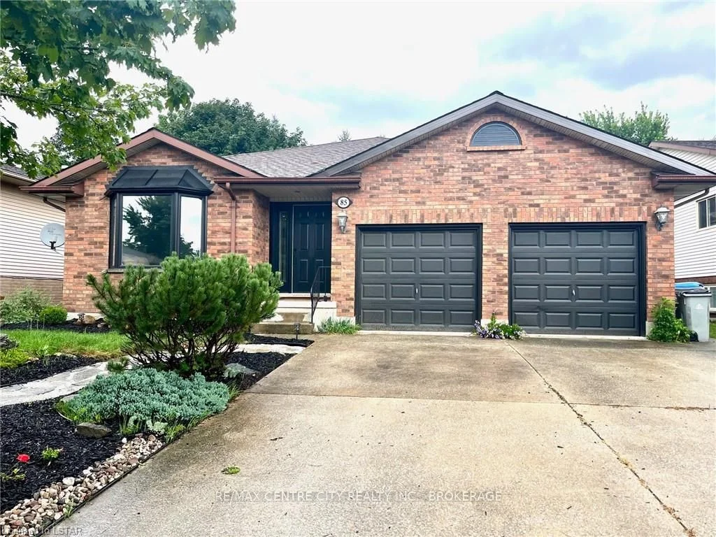 85 BRADLEY Avenue, Strathroy-Caradoc, ON N7G 3Y8