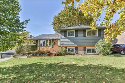 165 Berwick Street, Woodstock, On N4s 7l6