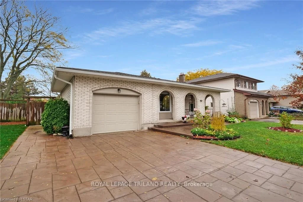 119 WINDING WOODS Road, London North, ON N6G 3G7