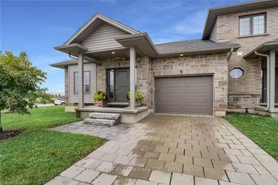 2910 TOKALA Trail 1, London North, ON N6G 0T9