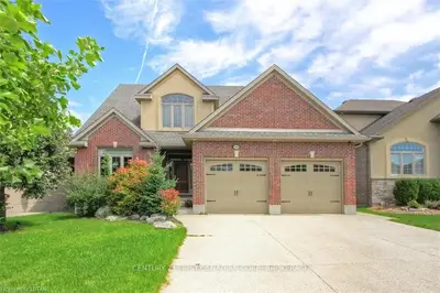 2024 TYSON Walk, London South, ON N6K 0C5