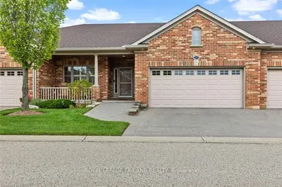2485 MARLENE STEWART Street, London South, ON N6K 5R3